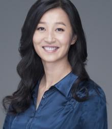 R Stephanie Huang